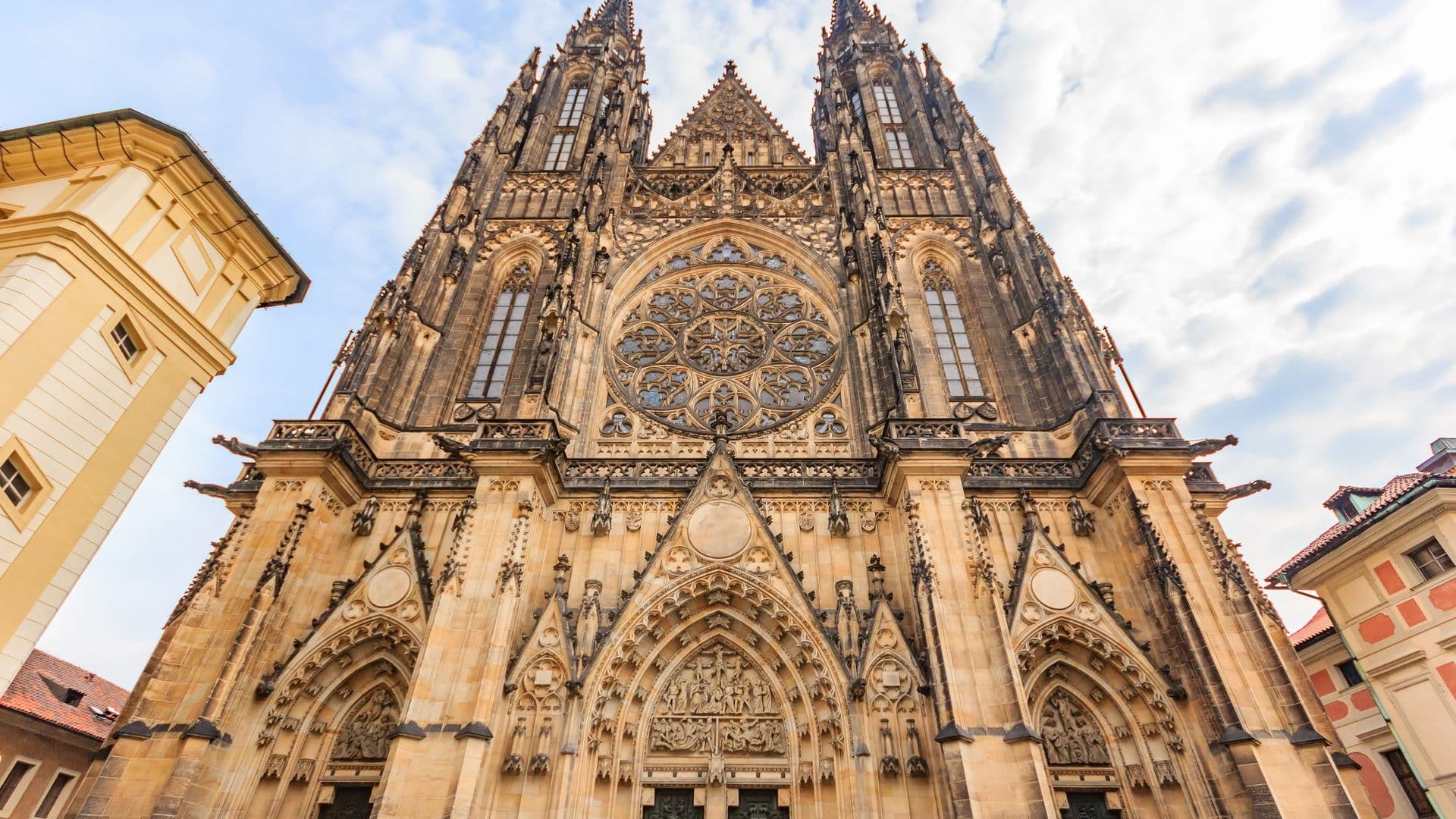 Prague Castle — Do You Need a Guide or Can You Go Alone?