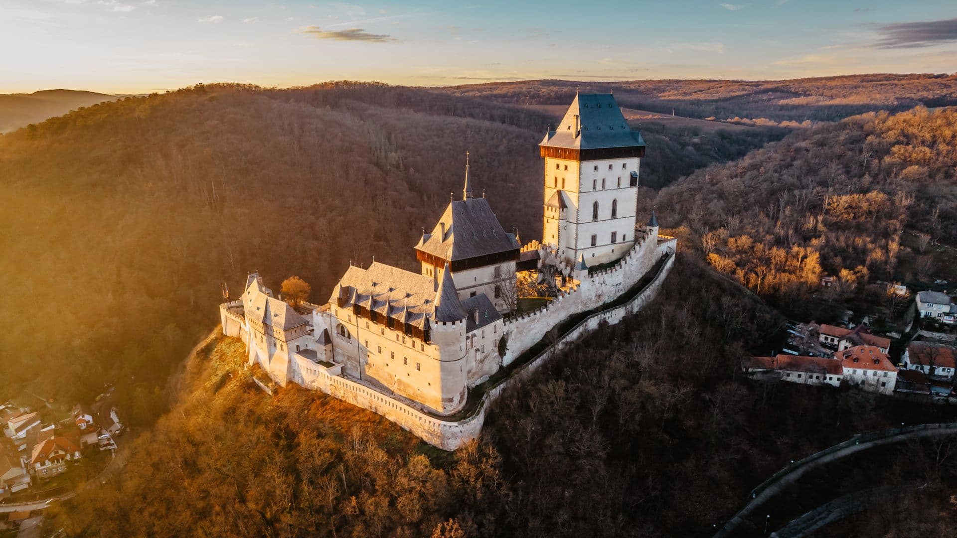 Karlštejn Castle: The Complete Guide to the Most Famous Castle in Bohemia