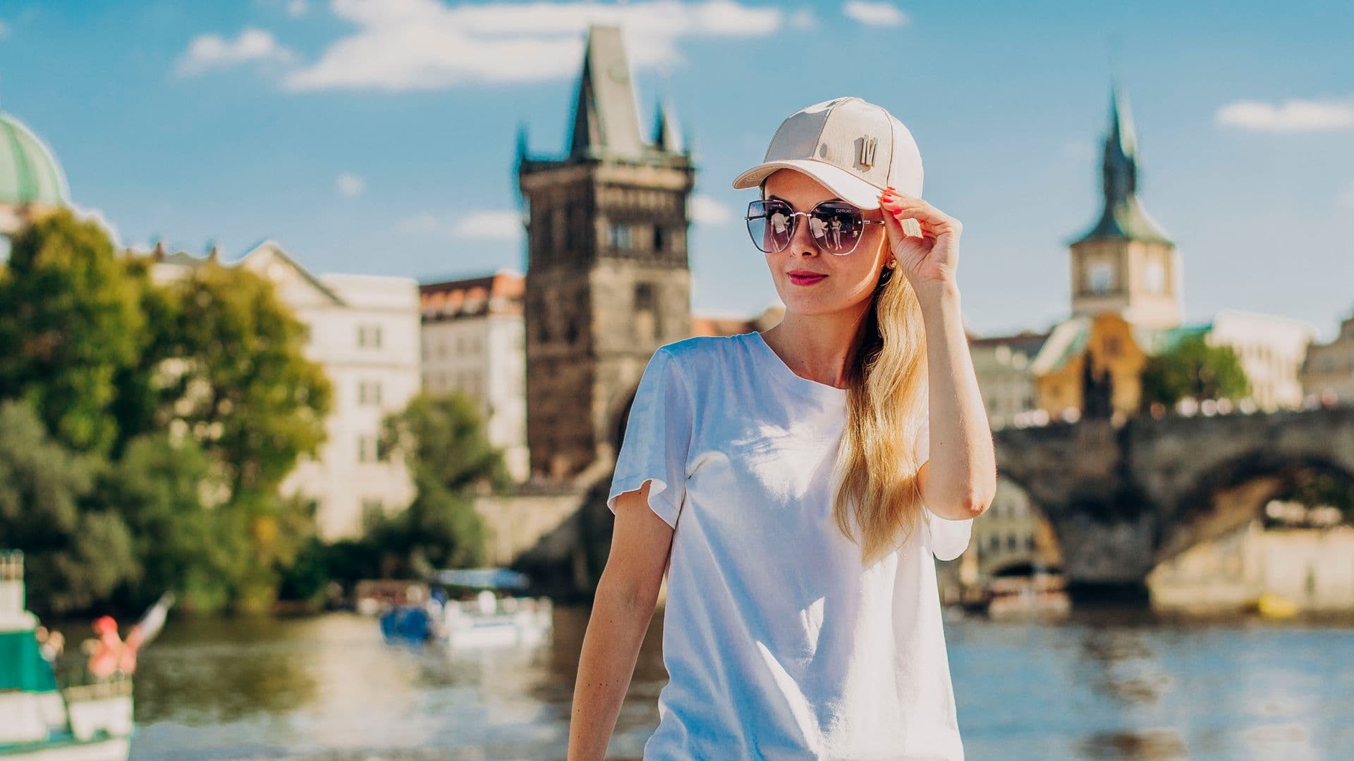 Czech Phrases Every Tourist Should Know — From Hello to Cheers