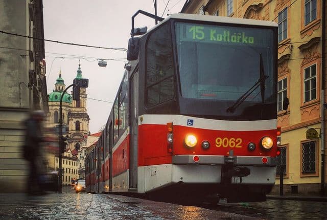 jamesqube tram 6227977 1920 3