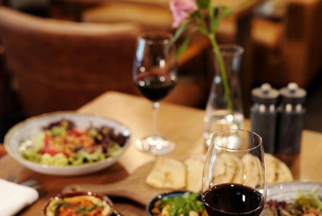 Лучшие рестораны Праги: где поесть вкусно — советы гида