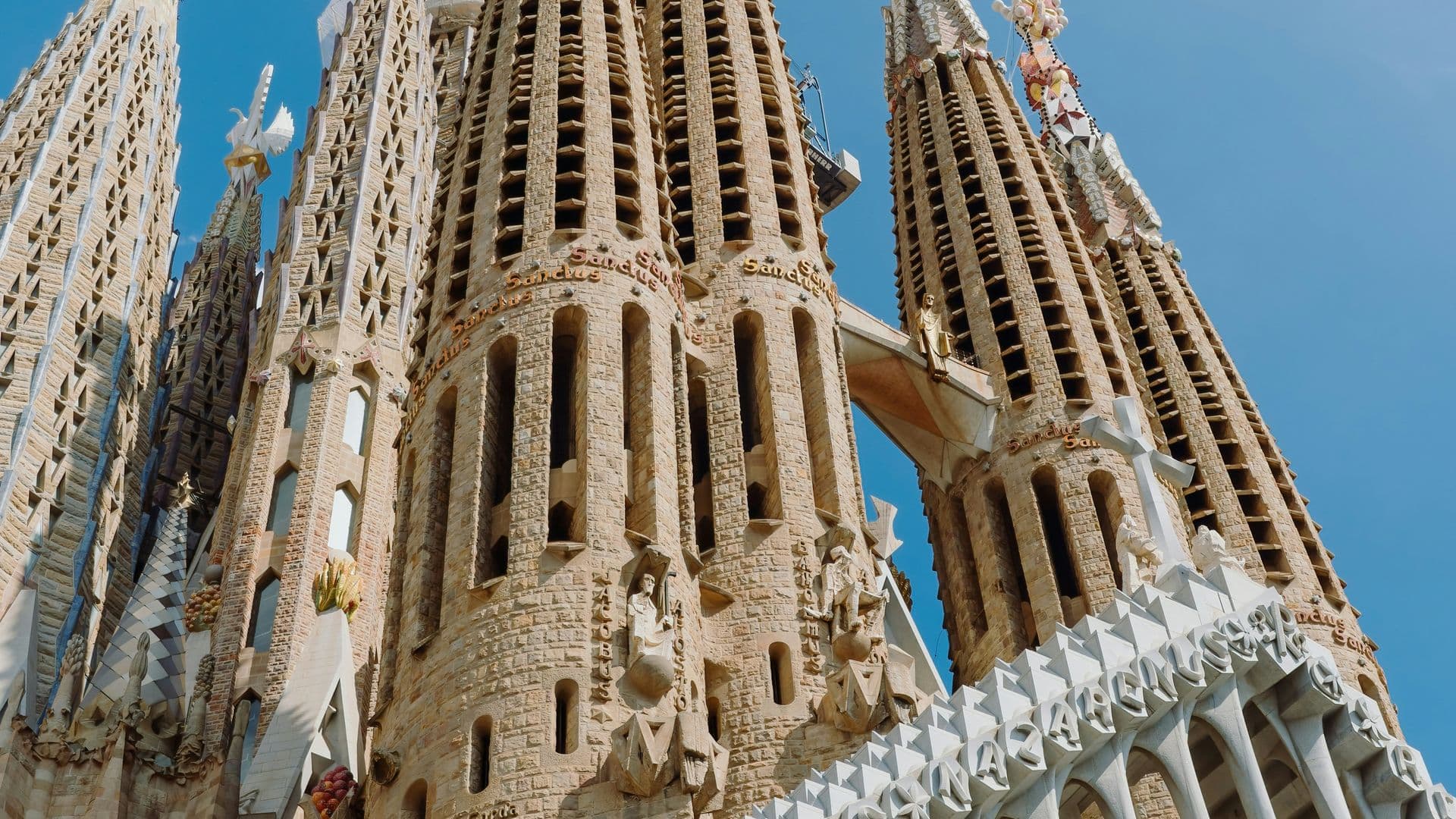 Prague vs Barcelona — Which European City Fits Your Trip?