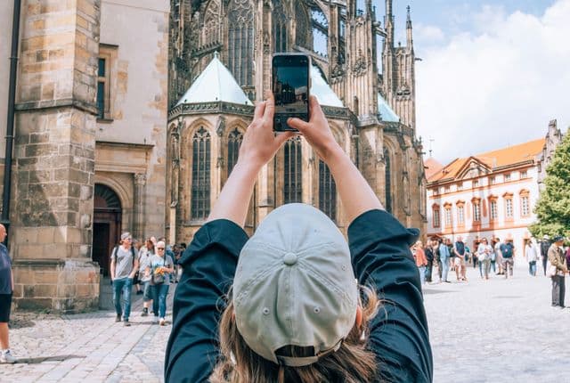 yoav aziz RPpu6Upebjg unsplash