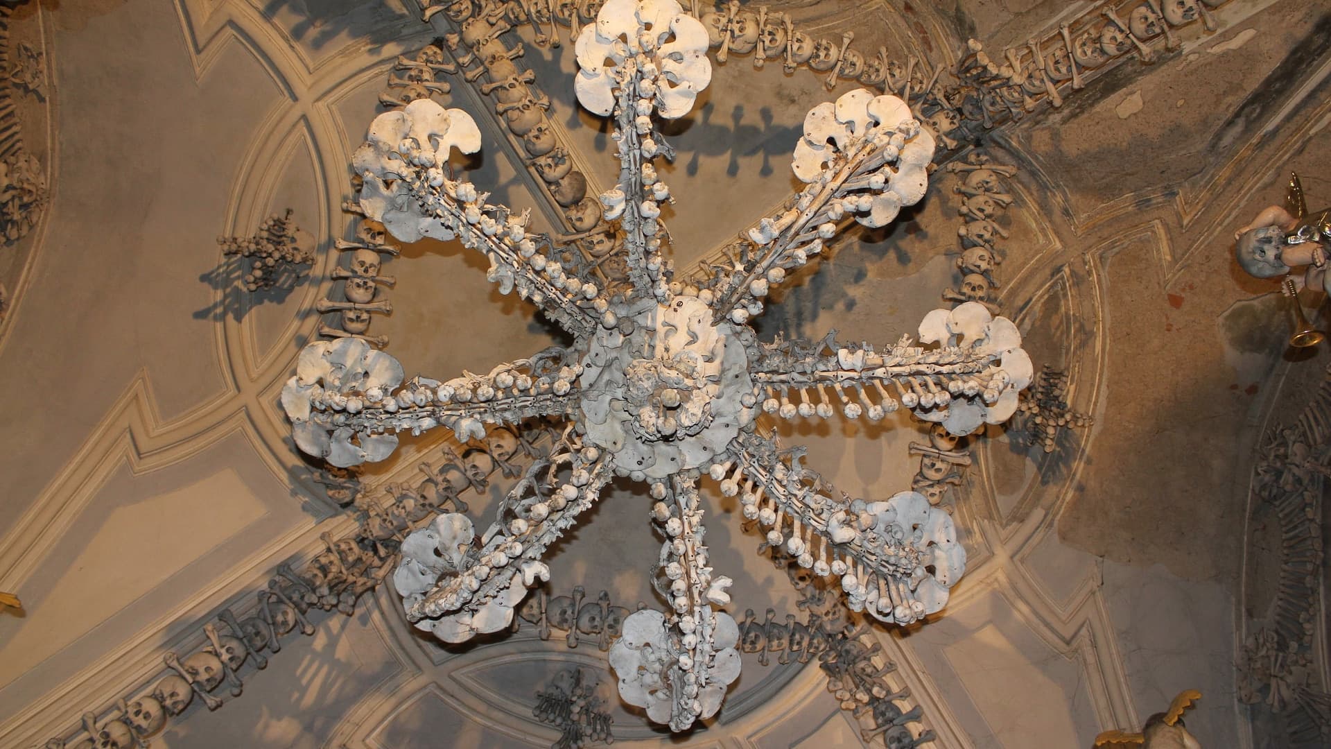 Kutná Hora & the Bone Church: The Complete Day Trip Guide from Prague