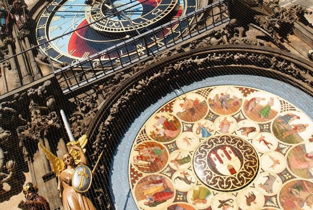 Prague Astronomical Clock & Old Town Square: A Local Guide