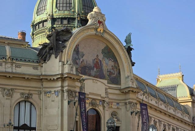 garryn municipal house 5072928 1920 1