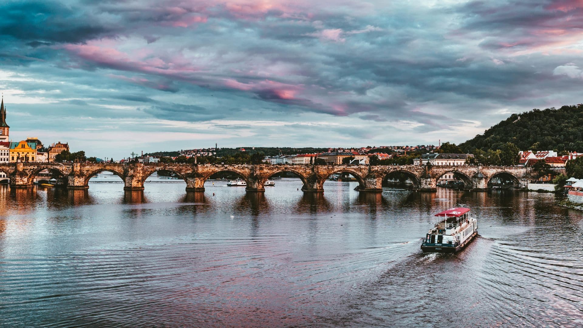 Charles Bridge Prague — History, Statues and When to Visit