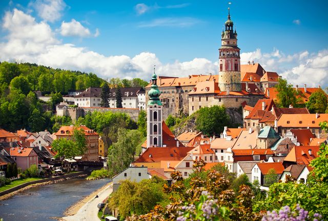 cesky-krumlov-medieval-town-unesco-day-trip-1