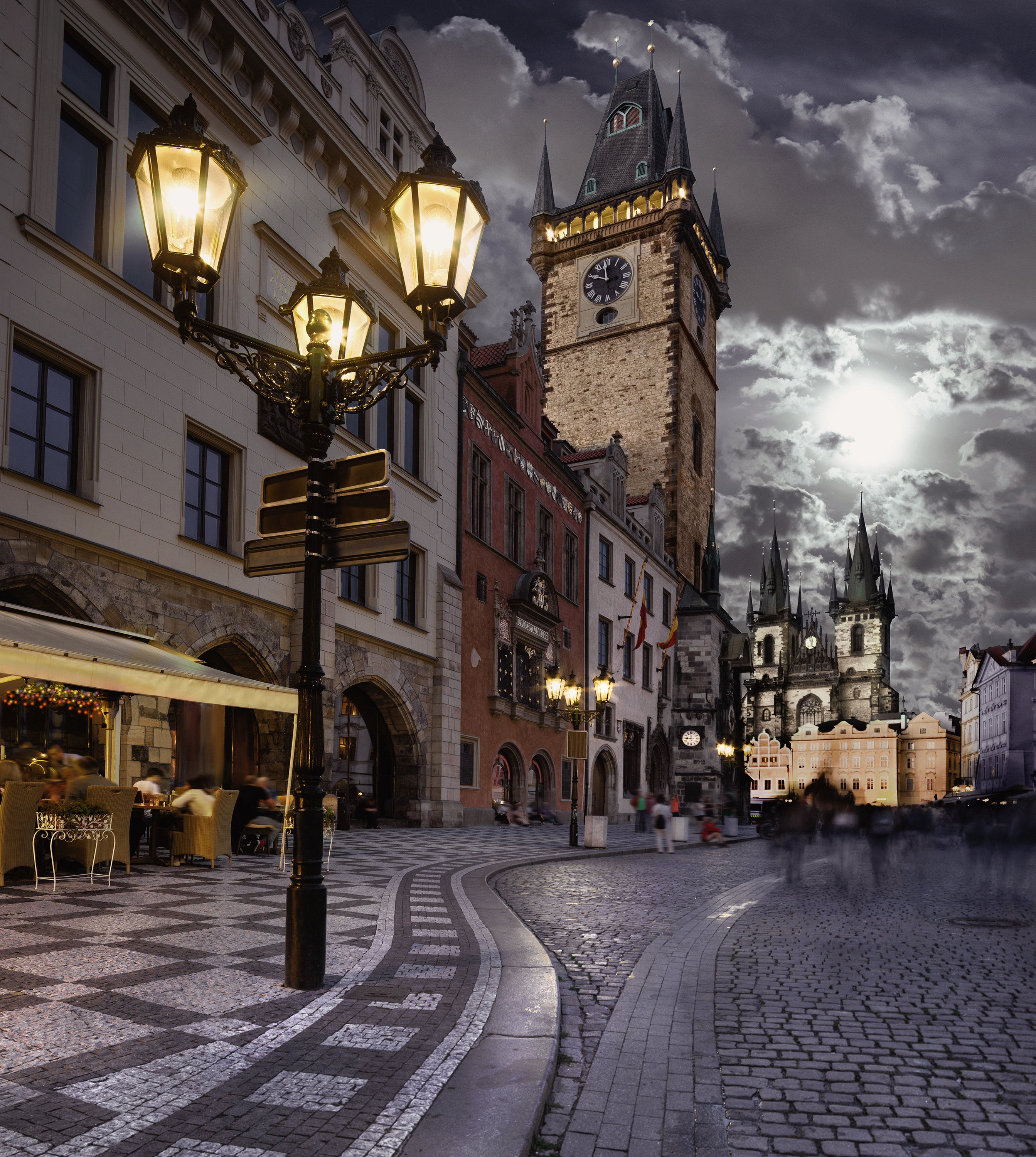Persgue Prague Ghost Tour: Haunted Places & Dark Legends Guide