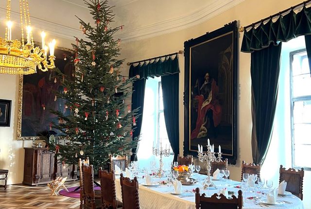 zamok-cheski-shternberk-ekskursiya-iz-pragi-3