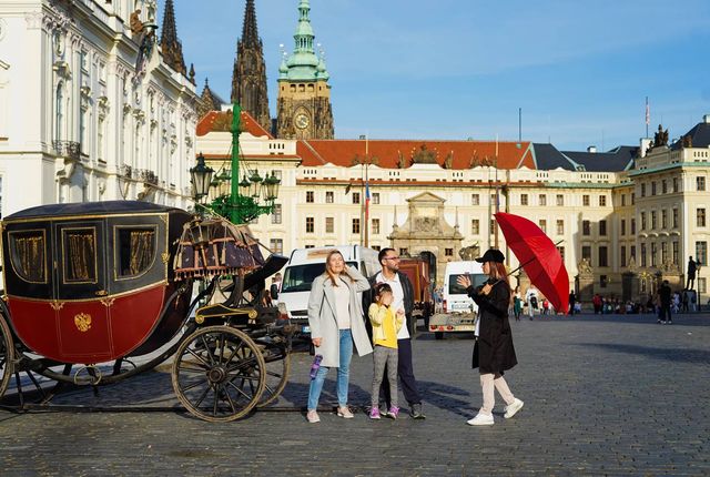 prague-castle-lesser-town-walking-tour-private-guide-mala-strana