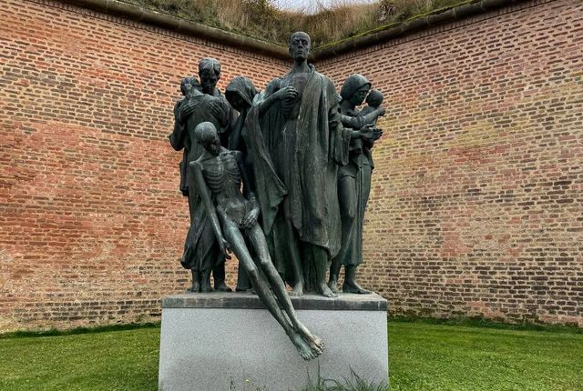 terezin-memorial-kholokost-ekskursiya-praga-4