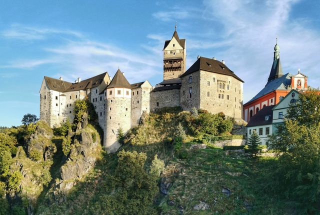 karlovy-vary-zamok-loket-ekskursiya-1