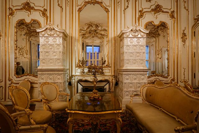 cheski-krumlov-zamok-gluboka-ekskursiya-9