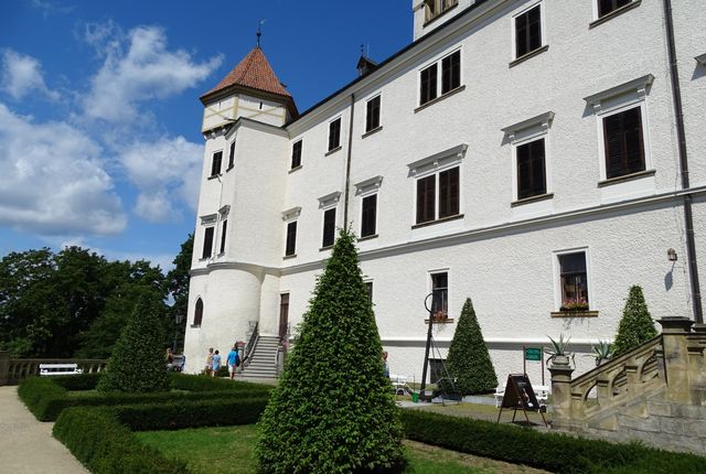 konopiste-castle-franz-ferdinand-residence-prague